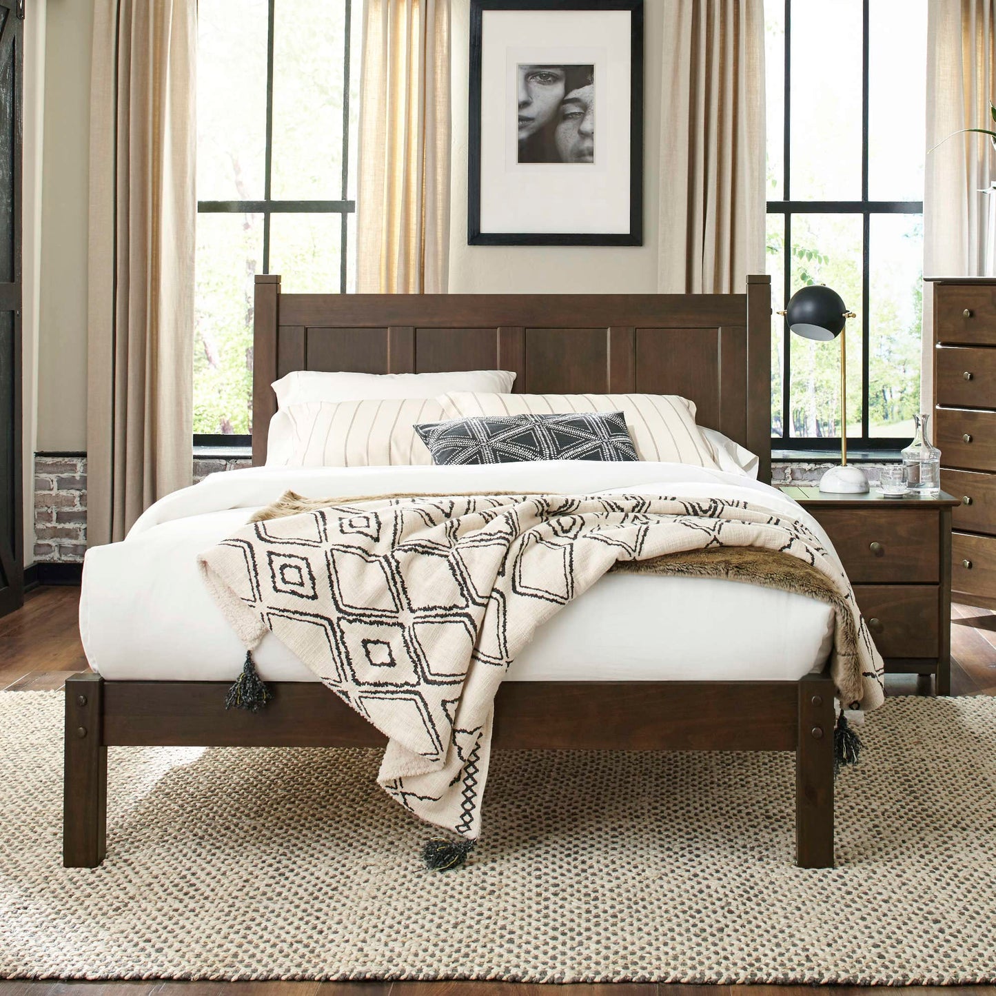 Grain Wood Shaker Queen Bed (Cherry)